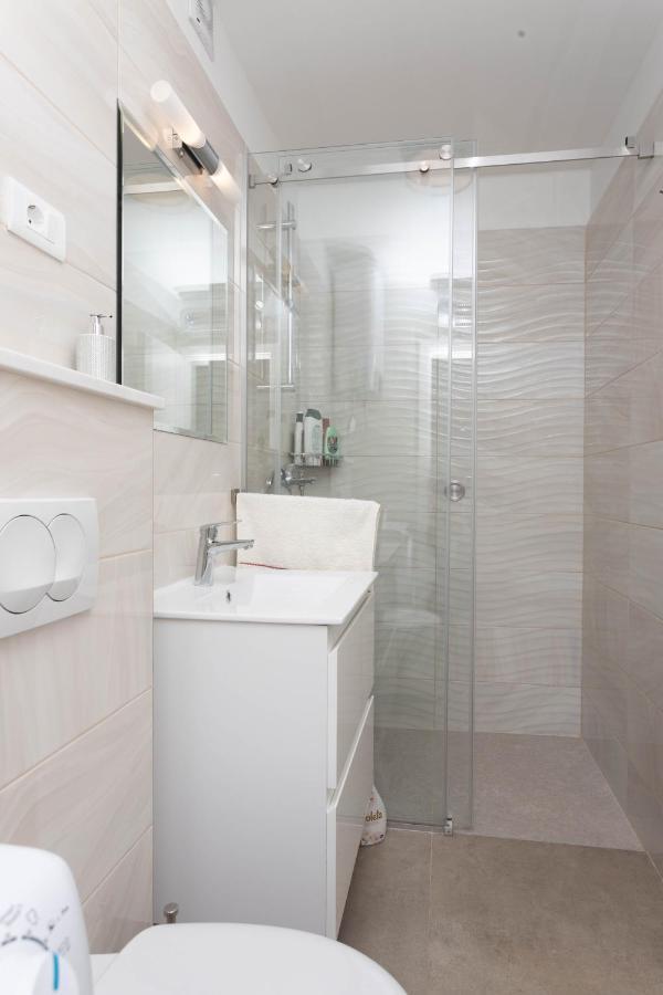 Apartman Marel Žrnovnica Exterior foto